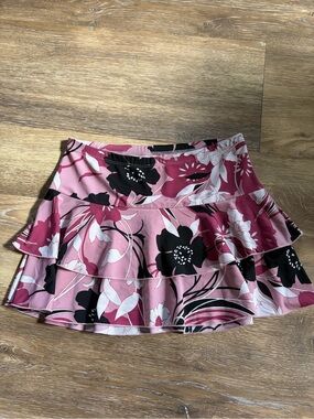 Vintage Pink Floral Tiered Mini Skirt - Black & White Accents